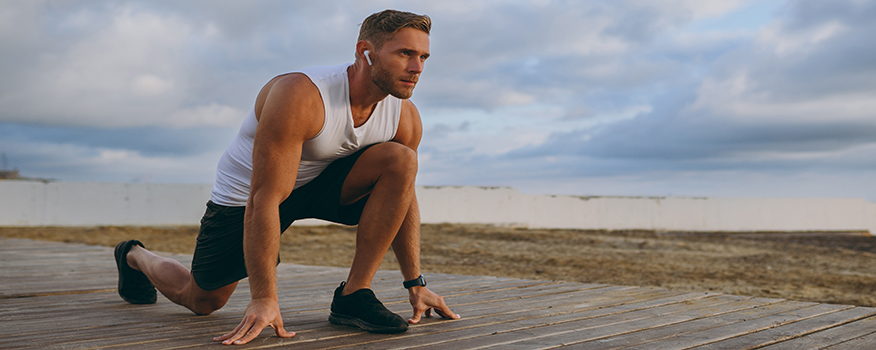 Patient receiving non-surgical knee pain treatment at Pain & Wellness Institute in Tampa and Apollo Beach